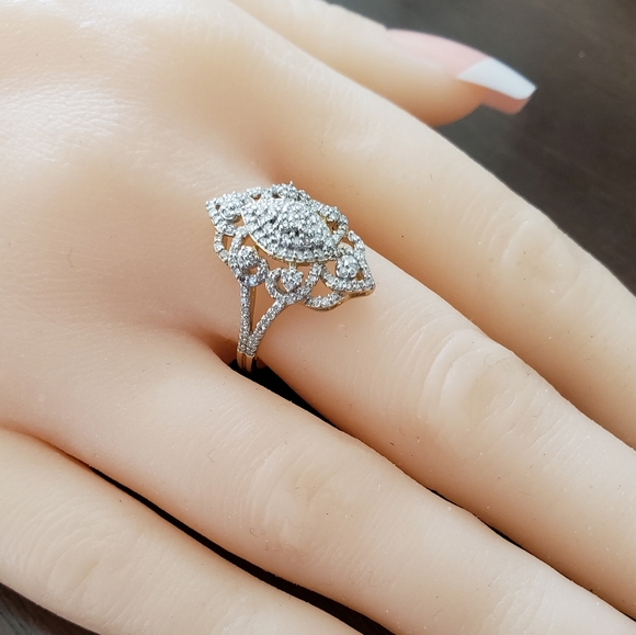 14K 0.41 CTW Diamond Ring - Picture 2 of 6